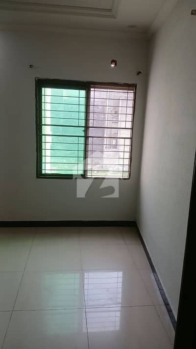 5 Marla VIP Upper Portion For Rent In Johar Two Phase Two Near Emporium Mall Block L