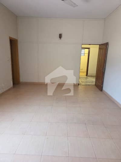 4 KANAL HOUSE FOR SILENT OFFICE GULBERG , GARDEN TOWN, MODEL TOWN, CANTT