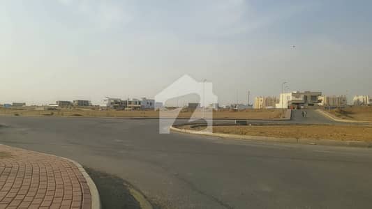 272sq yd plot Road 4 Q in Precicnt-6 FOR SALE. Most developing precicnt of BTK near Bahria Heights