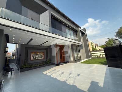 Valencia Town Mein Aapka Khwabgah Ghar 1 Kanal Luxury Living!
