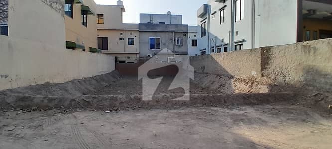 پارک ویو سٹی ۔ ٹوپز بلاک پارک ویو سٹی,لاہور میں 5 مرلہ رہائشی پلاٹ 90.0 لاکھ میں برائے فروخت۔