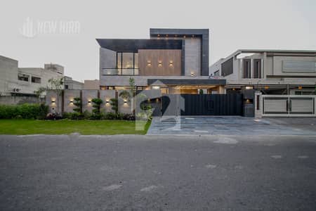 1 Kanal Most Beautiful Modern Bungalow Available For Sale