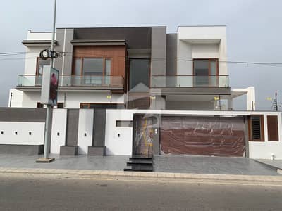 ڈی ایچ اے فیز 8 ڈی ایچ اے ڈیفینس,کراچی میں 6 کمروں کا 1 کنال مکان 31.0 کروڑ میں برائے فروخت۔ ڈی ایچ اے فیز 8 ڈی ایچ اے ڈیفینس,کراچی میں 6 کمروں کا 1 کنال مکان 31.0 کروڑ میں برائے فروخت۔