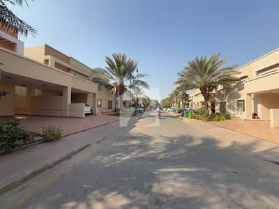 200 Sq Yd Quaid Villa For Sale Precinct-2, Bahria Town Karachi | Just 1 Min Drive from Main Gate | Near Park, Mosque, Sports Complex & Shopping Gallery | Ideal for Living or Rental Investment