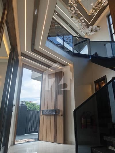 9 Marla Corner Stylish Brand New House Available For Sale 9 Marla Corner Stylish Brand New House Available For Sale
