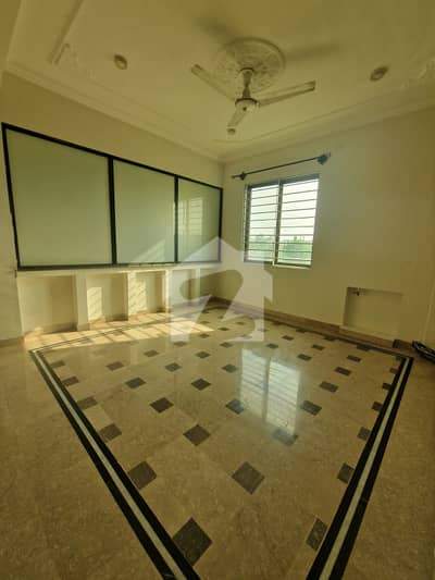Street End Corner With Extra Land - Triple Storey Spacious House - Peaceful & Prime Location Of I-8/3 Islamabad
