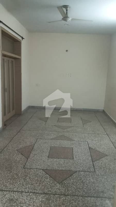Upper Portion For Rent Upper Portion For Rent
