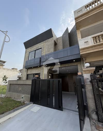 Modern 5 Marla Brand New House for Sale in MPCHS Sector B-17