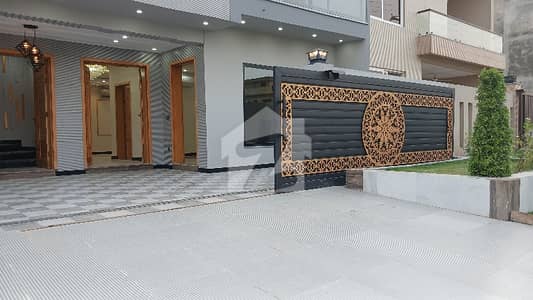 10- MARLA HOUSE AVAILABLE SALE