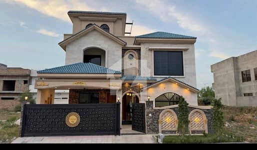 Looking For A House In MPCHS - Block F