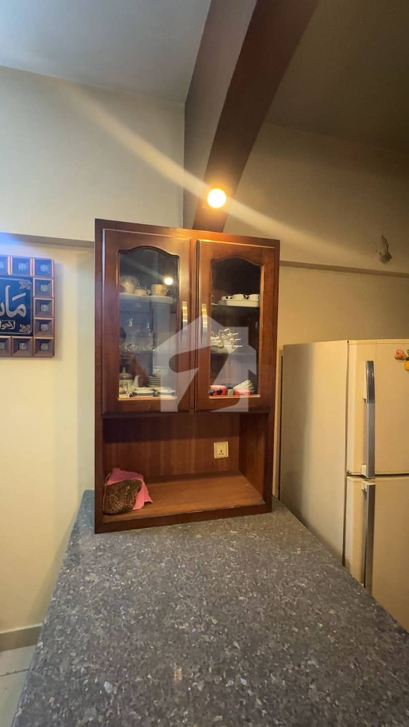 بہادر آباد گلشنِ اقبال ٹاؤن,کراچی میں 2 کمروں کا 5 مرلہ فلیٹ 3.5 کروڑ میں برائے فروخت۔ بہادر آباد گلشنِ اقبال ٹاؤن,کراچی میں 2 کمروں کا 5 مرلہ فلیٹ 3.5 کروڑ میں برائے فروخت۔