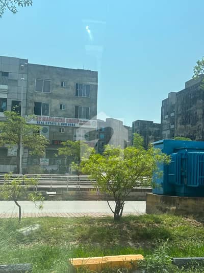 Corner In Bahria Spring North 1200 Square Feet Commercial Plot For Sale Corner In Bahria Spring North 1200 Square Feet Commercial Plot For Sale