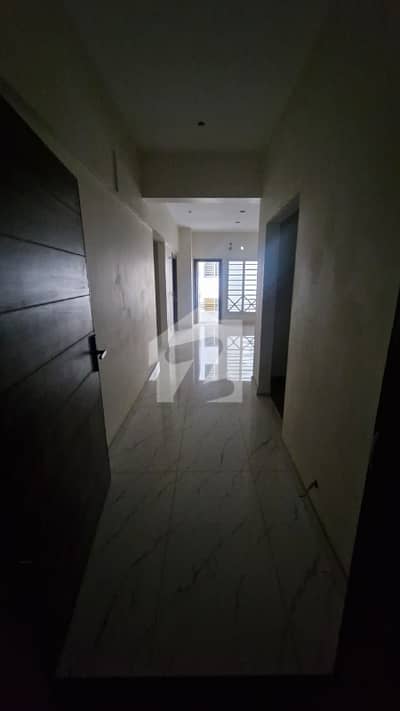 THE COURT REGENCY 2 BEDROOM APARTMENT WITH EXTRA TERRACE FOR SALE