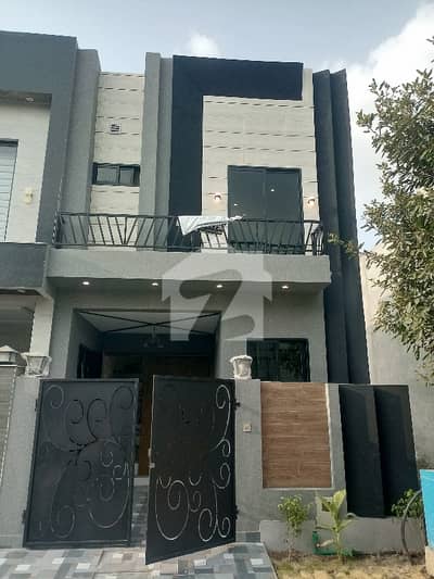 House For Sale In Rs. 15000000