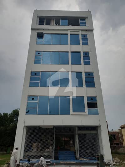 8 Marla Building Available For Rent in Bahria town Lahore 8 Marla Building Available For Rent in Bahria town Lahore