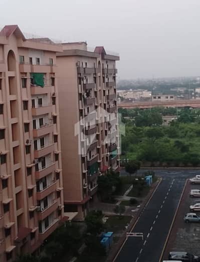 10 Marla newly build flat available for rent in Askari 10, Sector F, Lahore