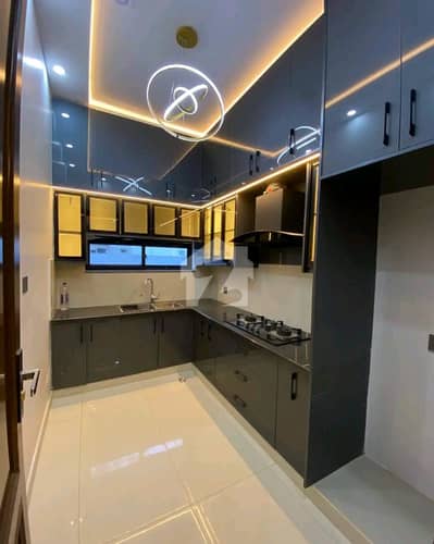 10 Marla luxury house for sale