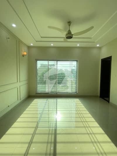 10 Marla Brand New First Entry House Available For Sale Sector E, Bahria Town Lahore