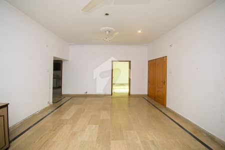 1 Kanal Upper Portion for Rent in Phase 2