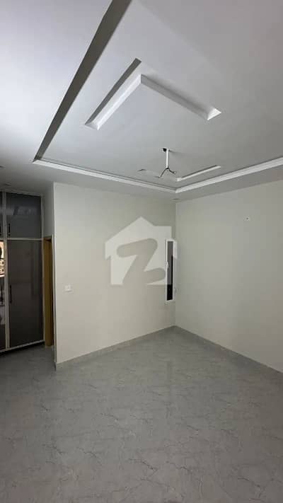 02 BEDROOM UNFURNISHED APARTMENT AVAILABLE FOR RENT AT GULBERG GREEN ISLAMABAD