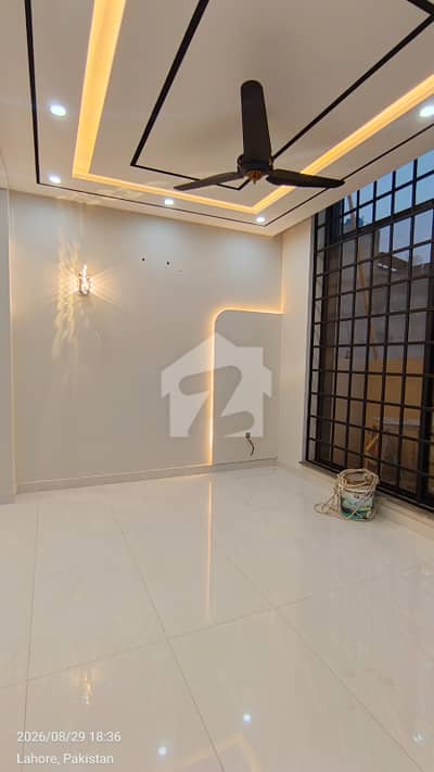 5 Marla Ideal Location Portion For Rent In Tulip Extension Block