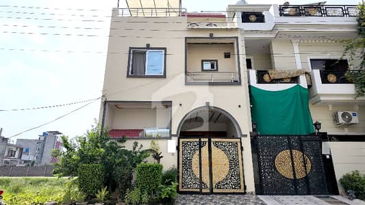 3 Marla House For Grabs In Main Canal Bank Road