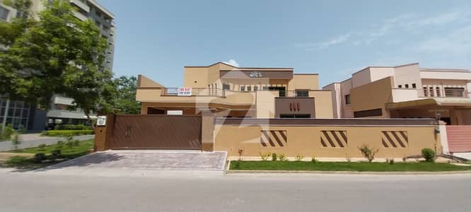 Super Hot Deal Newly Renovated 20-Marla 4-Bedroom House For Rent In Askari-11 Lahore