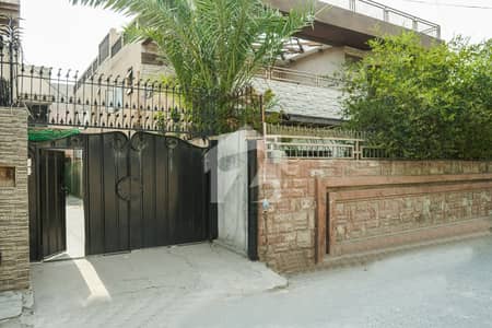 8 Marla Self Constructed Bungalow Cavalry Ground Lahore