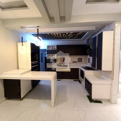 FOR RENT: SPACIOUS 3-BEDROOM GROUND FLOOR PORTION WITH PARKING & SERVANT QUARTER DHA PHASE 4, KARACHI