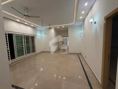 One Kanal Upper Portion For Rent Phase 4.