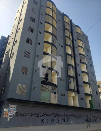 1 Bed Lounge Flat for Sale in Lubaba Residency, North Karachi | Ideal Investment