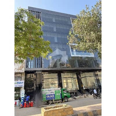 400 Yards BRAND NEW COMMERCIAL Building For Rent