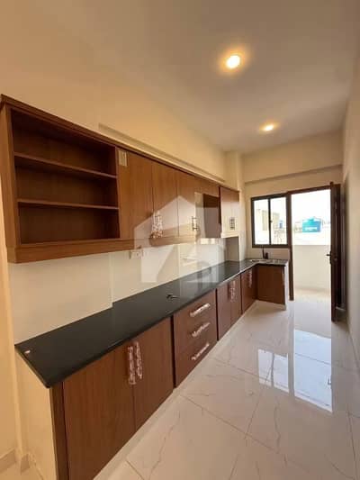 Luxury Apartments for Sale Saher Commercial, DHA Phase 7 (Karachi) Brand New Building | Prime Main Location | Bungalow Facing | Lift Available  Available Options:  2 Bed DD Apartments