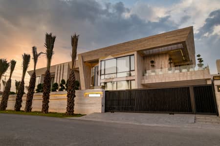 3 Kanal Stunning State of the Art bungalow Phase 6