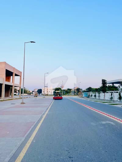 6.30 MARLA CORNER PRIME LOCATION PLOT AVAILABLE FOR SALE