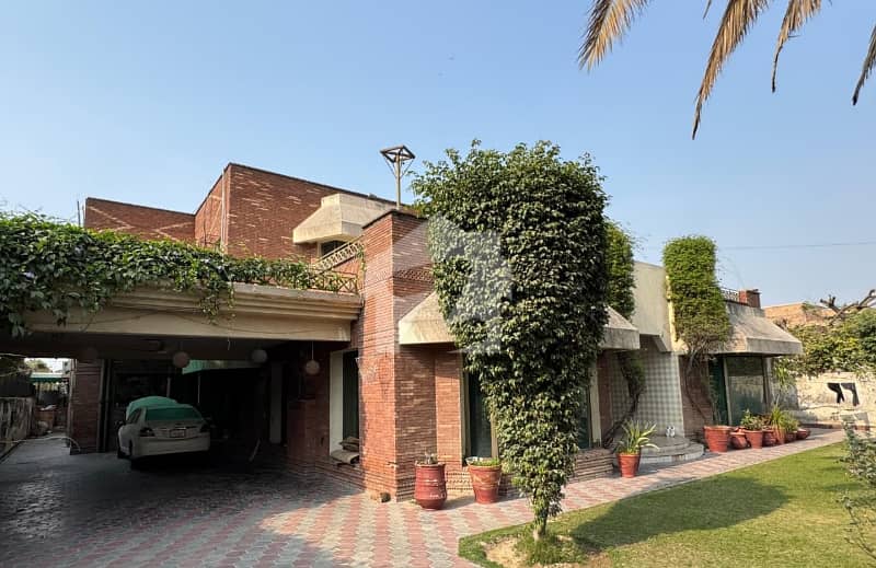 2 Kanal Solid Owner Built Bungalow DHA 2 Kanal Solid Owner Built Bungalow DHA