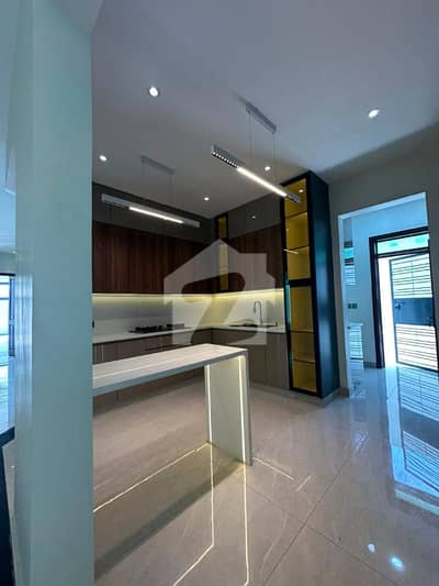 666 yards bungalow for sale