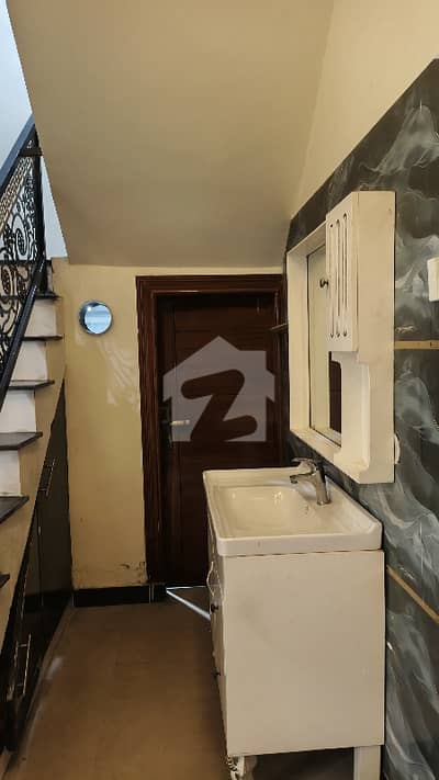 8Marla Q Block slightly used House for sale Al Rehman Garden phase2 Lahore