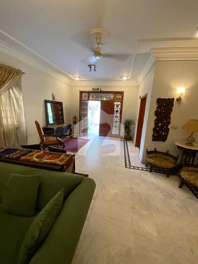 BUNGALOW FOR RENT 500 YARDS