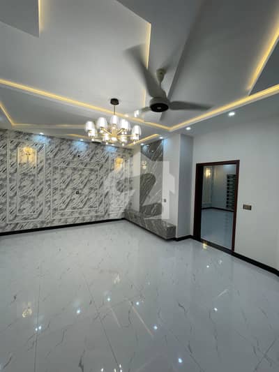 10 Marla Upper Portion Available For Rent