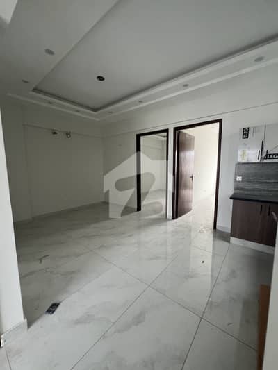 Brand new 3 bed DD apartment Bungalow facing in Dha phase 6