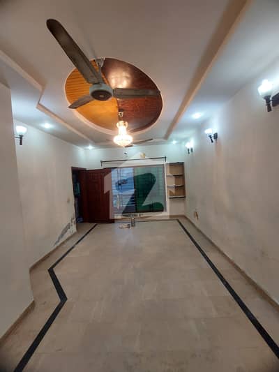 8 Marla Upper Portion For Rent