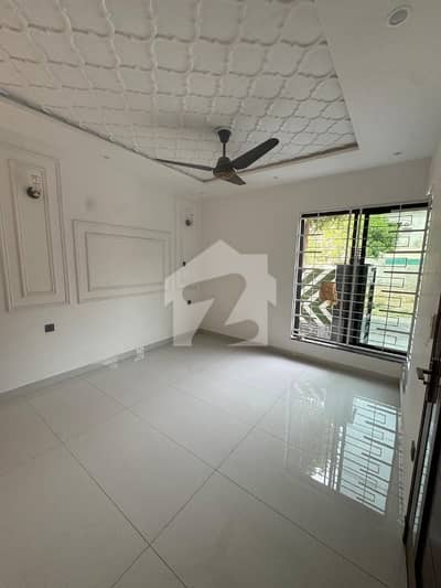 Brand New 5 Marla House For Sale In Park View City - Overseas Block Lahore Brand New 5 Marla House For Sale In Park View City - Overseas Block Lahore