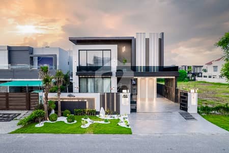 20 Marla Corner Top Quality Build Luxurious Beautiful Modern Design Villa With Basement For Sale In DHA Lahore Phase 6 Prime Location