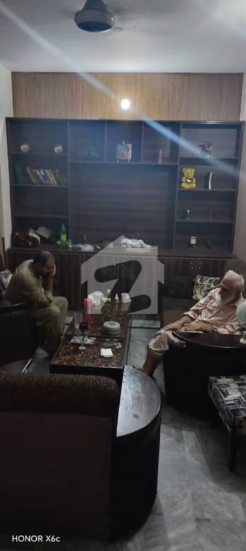 واپڈا ٹاؤن فیز 1 واپڈا ٹاؤن,لاہور میں 1 کمرے کا 5 مرلہ زیریں پورشن 42.0 ہزار میں کرایہ پر دستیاب ہے۔