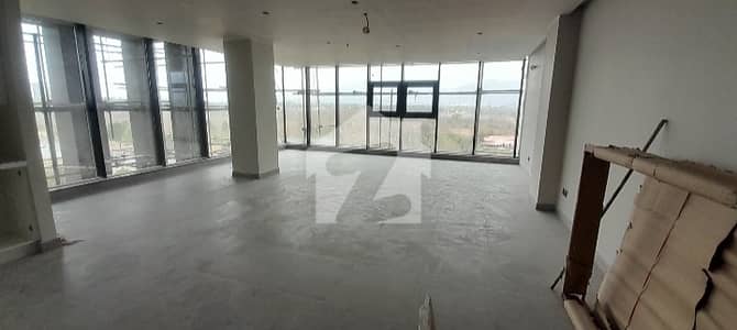 نیو بلیو ایریا اسلام آباد میں 7 مرلہ دفتر 16.5 کروڑ میں برائے فروخت۔