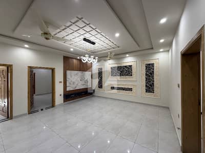 8 MARLA ( 30*60 ) NEW HOUSE FOR SALE In Multi F-17 ISLAMABAD.