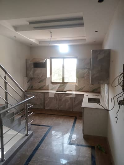 3.5Marla house for rent 3bad attached bathroom double TV double kitchen marble flooring woodwork
