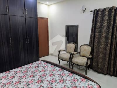 ماڈل ٹاؤن ایکسٹینشن ماڈل ٹاؤن,لاہور میں 5 کمروں کا 10 مرلہ مکان 5.2 کروڑ میں برائے فروخت۔