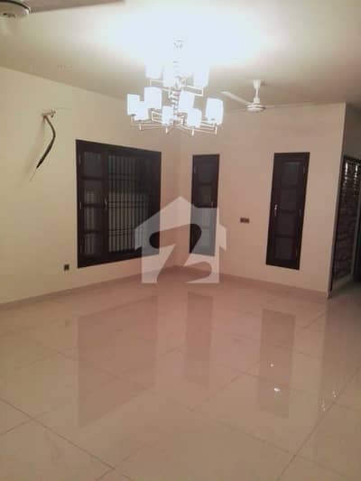 Hot Deal 300 Yards Bungalow For Rent In DHA Phase 6 - Near Bukhari Prime Location